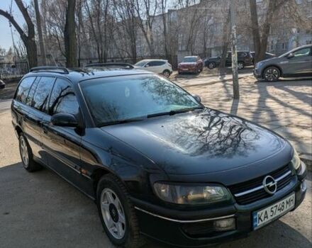 Зеленый Опель Омега, объемом двигателя 2 л и пробегом 517 тыс. км за 3500 $, фото 1 на Automoto.ua