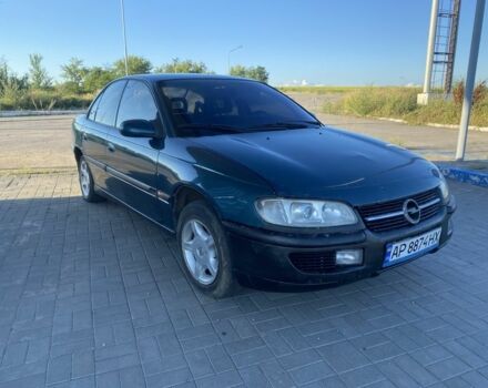 Зеленый Опель Омега, объемом двигателя 2 л и пробегом 290 тыс. км за 900 $, фото 1 на Automoto.ua