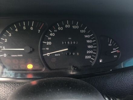 Опель Омега 1997 в Верховине на Automoto.ua Зеленый Опель Омега, объемом двигателя 2 л и пробегом 316 тыс. км за 1800 $, фото 1 на Automoto.ua