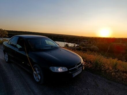 Зеленый Опель Омега, объемом двигателя 2 л и пробегом 227 тыс. км за 1500 $, фото 1 на Automoto.ua