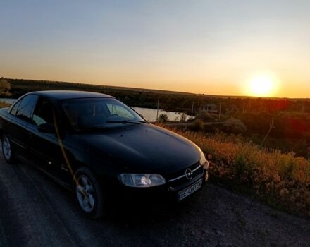 Зеленый Опель Омега, объемом двигателя 2 л и пробегом 227 тыс. км за 1500 $, фото 1 на Automoto.ua