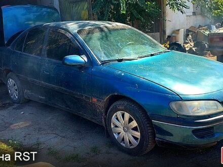 Опель Омега 1999 в Николаеве на Automoto.ua Зеленый Опель Омега, объемом двигателя 2.5 л и пробегом 0 тыс. км за 1100 $, фото 1 на Automoto.ua