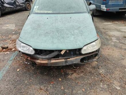 Зелений Опель Омега, об'ємом двигуна 1.98 л та пробігом 350 тис. км за 500 $, фото 1 на Automoto.ua