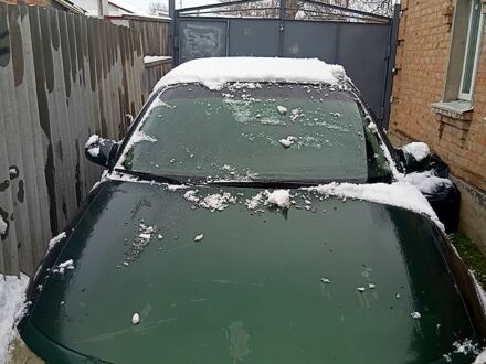 Зеленый Опель Омега, объемом двигателя 2 л и пробегом 140 тыс. км за 1400 $, фото 1 на Automoto.ua