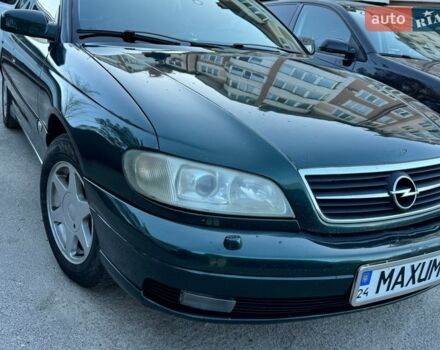 Зеленый Опель Омега, объемом двигателя 2.5 л и пробегом 468 тыс. км за 4000 $, фото 1 на Automoto.ua