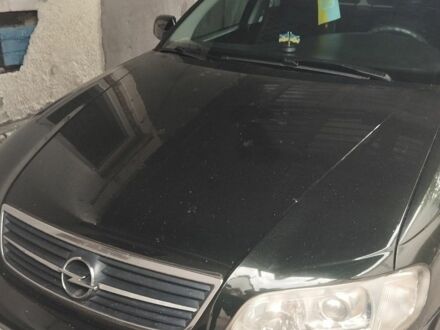 Зелений Опель Омега, об'ємом двигуна 2.26 л та пробігом 308 тис. км за 3500 $, фото 1 на Automoto.ua
