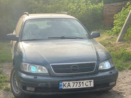 Опель Омега 2002 в Кропивницком (Кировограде) на Automoto.ua Зеленый Опель Омега, объемом двигателя 2.5 л и пробегом 239 тыс. км за 2400 $, фото 1 на Automoto.ua