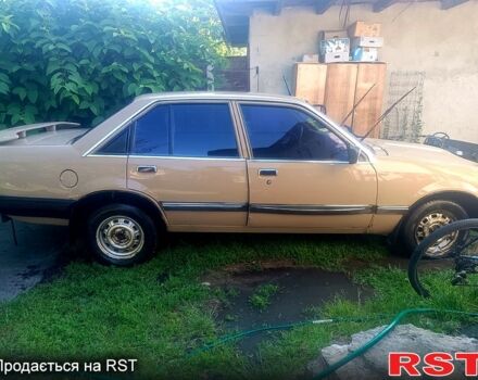 Бежевий Опель Рекорд, об'ємом двигуна 2.3 л та пробігом 250 тис. км за 1000 $, фото 8 на Automoto.ua