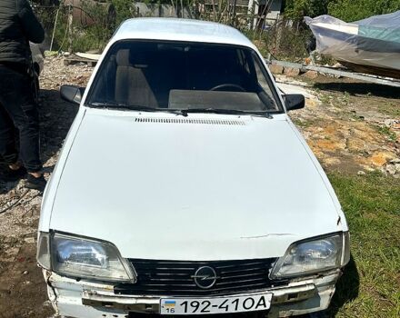 Опель Рекорд, объемом двигателя 2 л и пробегом 55 тыс. км за 400 $, фото 3 на Automoto.ua