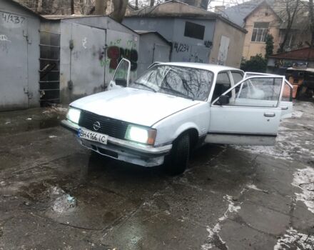 Білий Опель Рекорд, об'ємом двигуна 1.9 л та пробігом 300 тис. км за 750 $, фото 11 на Automoto.ua