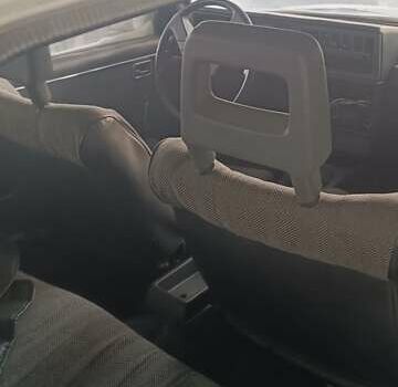 Белый Опель Рекорд, объемом двигателя 1 л и пробегом 220 тыс. км за 419 $, фото 3 на Automoto.ua