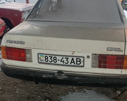 Білий Опель Рекорд, об'ємом двигуна 1 л та пробігом 2 тис. км за 419 $, фото 3 на Automoto.ua