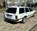 Белый Опель Рекорд, объемом двигателя 2 л и пробегом 285 тыс. км за 1200 $, фото 4 на Automoto.ua