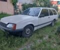 Білий Опель Рекорд, об'ємом двигуна 1.8 л та пробігом 350 тис. км за 450 $, фото 1 на Automoto.ua