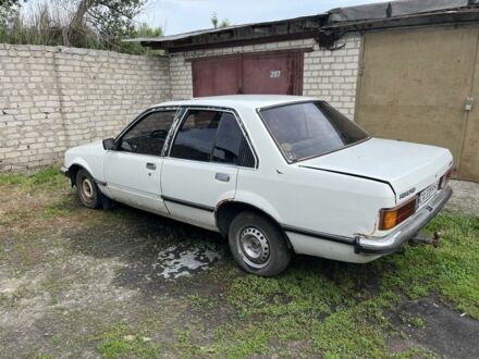 Белый Опель Рекорд, объемом двигателя 2 л и пробегом 99 тыс. км за 370 $, фото 1 на Automoto.ua