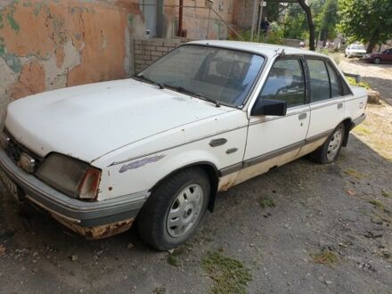 Опель Рекорд 1986 в Харькове на Automoto.ua Белый Опель Рекорд, объемом двигателя 0 л и пробегом 1 тыс. км за 350 $, фото 1 на Automoto.ua