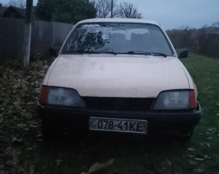 Бежевий Опель Рекорд, об'ємом двигуна 0 л та пробігом 70 тис. км за 1400 $, фото 2 на Automoto.ua