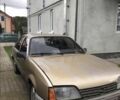 Бежевый Опель Рекорд, объемом двигателя 0 л и пробегом 100 тыс. км за 600 $, фото 1 на Automoto.ua