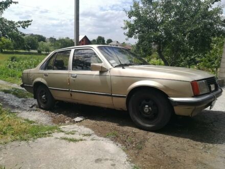 Бежевий Опель Рекорд, об'ємом двигуна 2 л та пробігом 4 тис. км за 17 $, фото 1 на Automoto.ua