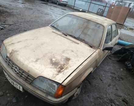 Бежевый Опель Рекорд, объемом двигателя 0 л и пробегом 36 тыс. км за 285 $, фото 1 на Automoto.ua