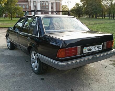 Черный Опель Рекорд, объемом двигателя 2 л и пробегом 1000 тыс. км за 955 $, фото 2 на Automoto.ua