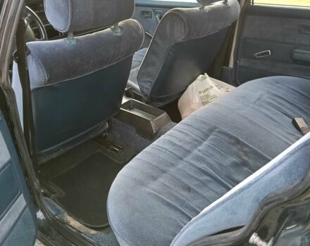 Черный Опель Рекорд, объемом двигателя 2 л и пробегом 1000 тыс. км за 955 $, фото 3 на Automoto.ua