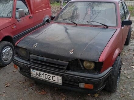 Черный Опель Рекорд, объемом двигателя 1.3 л и пробегом 111 тыс. км за 593 $, фото 1 на Automoto.ua