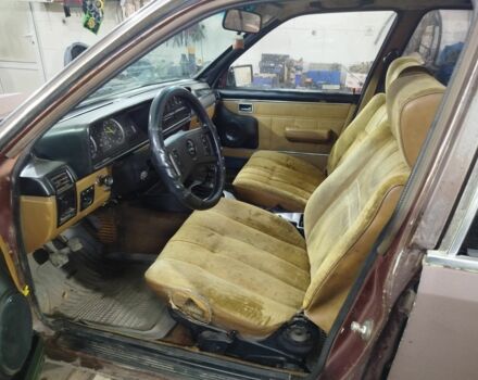 Коричневый Опель Рекорд, объемом двигателя 2 л и пробегом 250 тыс. км за 750 $, фото 5 на Automoto.ua