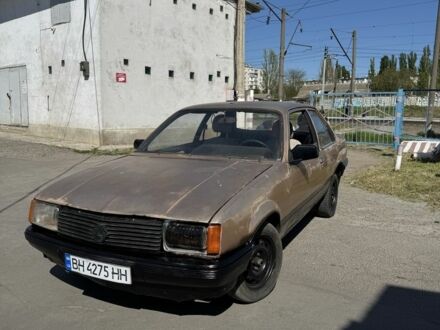 Опель Рекорд 1978 у Одесі на Automoto.ua Коричневий Опель Рекорд, об'ємом двигуна 2 л та пробігом 150 тис. км за 500 $, фото 1 на Automoto.ua