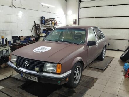 Коричневий Опель Рекорд, об'ємом двигуна 2 л та пробігом 250 тис. км за 750 $, фото 1 на Automoto.ua