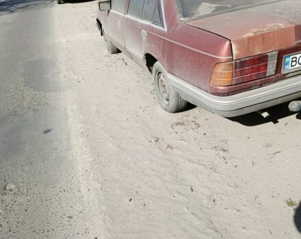 Красный Опель Рекорд, объемом двигателя 2 л и пробегом 500 тыс. км за 300 $, фото 3 на Automoto.ua