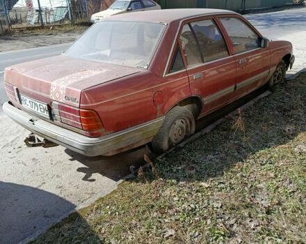 Красный Опель Рекорд, объемом двигателя 2 л и пробегом 500 тыс. км за 300 $, фото 2 на Automoto.ua