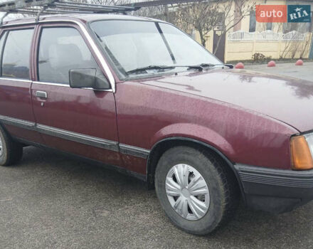 Червоний Опель Рекорд, об'ємом двигуна 1.8 л та пробігом 180 тис. км за 1264 $, фото 7 на Automoto.ua