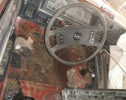 Красный Опель Рекорд, объемом двигателя 2 л и пробегом 43 тыс. км за 594 $, фото 1 на Automoto.ua