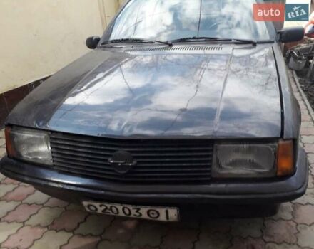 Опель Рекорд, объемом двигателя 2 л и пробегом 250 тыс. км за 1200 $, фото 1 на Automoto.ua