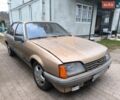 Опель Рекорд, объемом двигателя 0 л и пробегом 300 тыс. км за 400 $, фото 1 на Automoto.ua