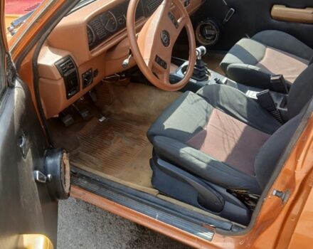 Желтый Опель Рекорд, объемом двигателя 2 л и пробегом 100 тыс. км за 532 $, фото 11 на Automoto.ua