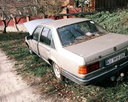 Серый Опель Рекорд, объемом двигателя 2 л и пробегом 260 тыс. км за 600 $, фото 2 на Automoto.ua