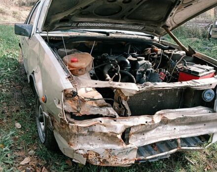 Серый Опель Рекорд, объемом двигателя 2 л и пробегом 260 тыс. км за 600 $, фото 3 на Automoto.ua