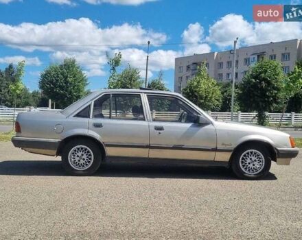 Серый Опель Рекорд, объемом двигателя 1.8 л и пробегом 150 тыс. км за 1750 $, фото 2 на Automoto.ua