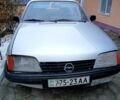 Сірий Опель Рекорд, об'ємом двигуна 2.2 л та пробігом 100 тис. км за 500 $, фото 1 на Automoto.ua