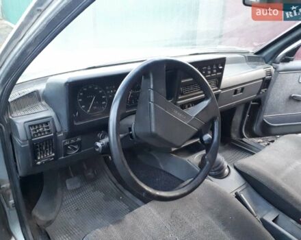 Сірий Опель Рекорд, об'ємом двигуна 2 л та пробігом 470 тис. км за 700 $, фото 7 на Automoto.ua