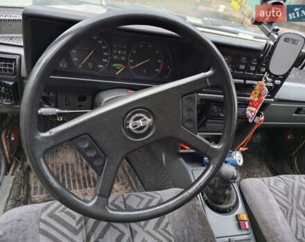 Серый Опель Рекорд, объемом двигателя 2.2 л и пробегом 600 тыс. км за 700 $, фото 3 на Automoto.ua