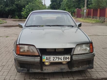 Опель Рекорд 1984 у Кривому Розі на Automoto.ua Сірий Опель Рекорд, об'ємом двигуна 0 л та пробігом 1 тис. км за 672 $, фото 1 на Automoto.ua