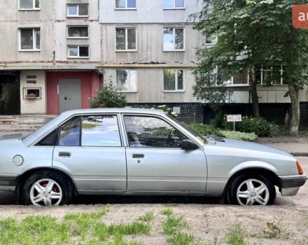 Серый Опель Рекорд, объемом двигателя 0 л и пробегом 170 тыс. км за 1300 $, фото 1 на Automoto.ua