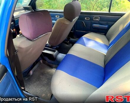 Синий Опель Рекорд, объемом двигателя 2 л и пробегом 200 тыс. км за 1500 $, фото 7 на Automoto.ua