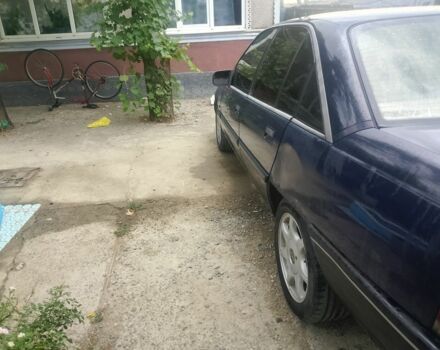 Синий Опель Рекорд, объемом двигателя 2 л и пробегом 285 тыс. км за 1707 $, фото 5 на Automoto.ua