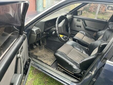 Синій Опель Рекорд, об'ємом двигуна 2 л та пробігом 2 тис. км за 900 $, фото 1 на Automoto.ua