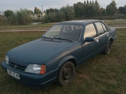 Опель Рекорд 1986 в Борисполе на Automoto.ua Синий Опель Рекорд, объемом двигателя 2 л и пробегом 235 тыс. км за 900 $, фото 1 на Automoto.ua