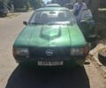 Зелений Опель Рекорд, об'ємом двигуна 2 л та пробігом 200 тис. км за 1100 $, фото 1 на Automoto.ua